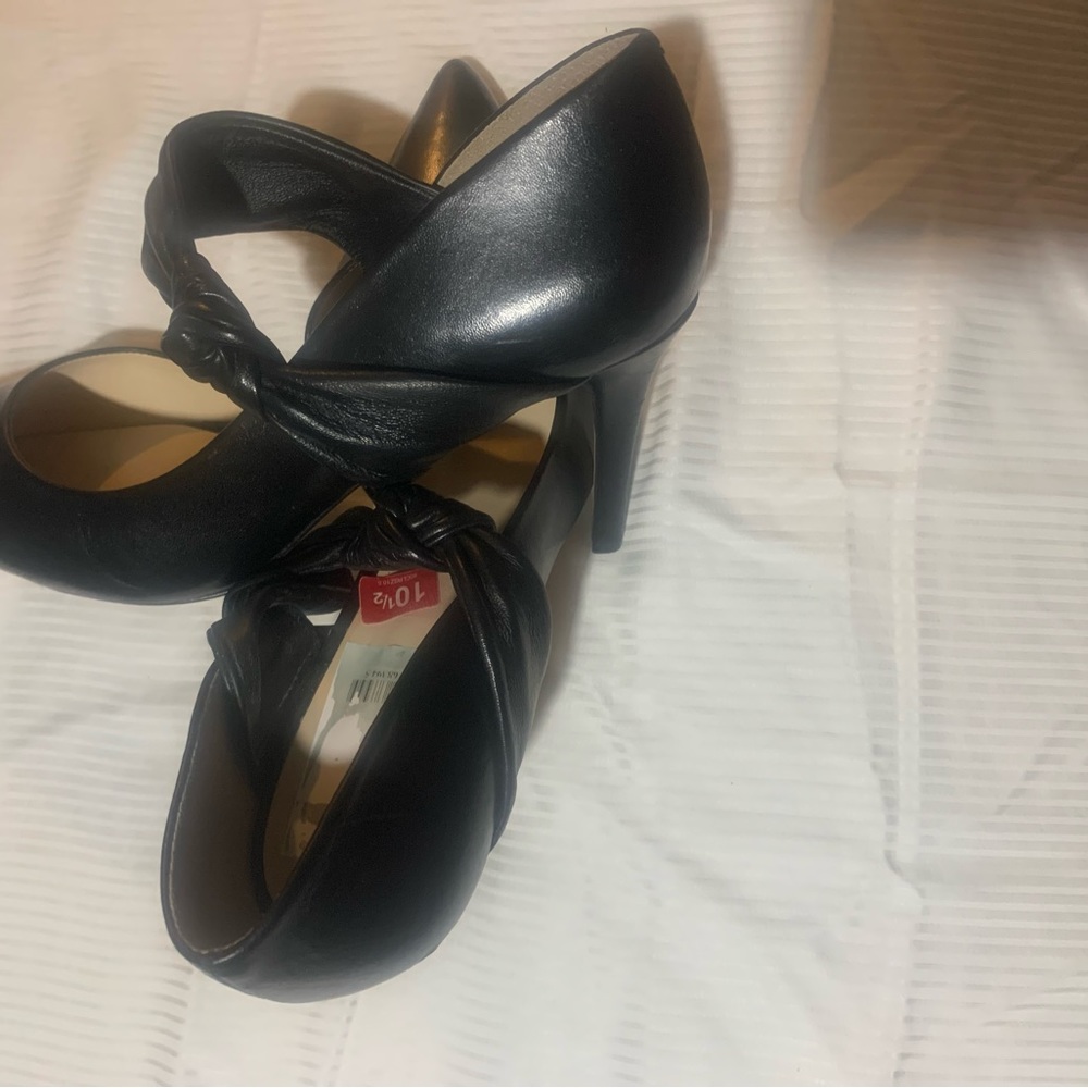 NINE WEST PUMP - Picture 7 of 8